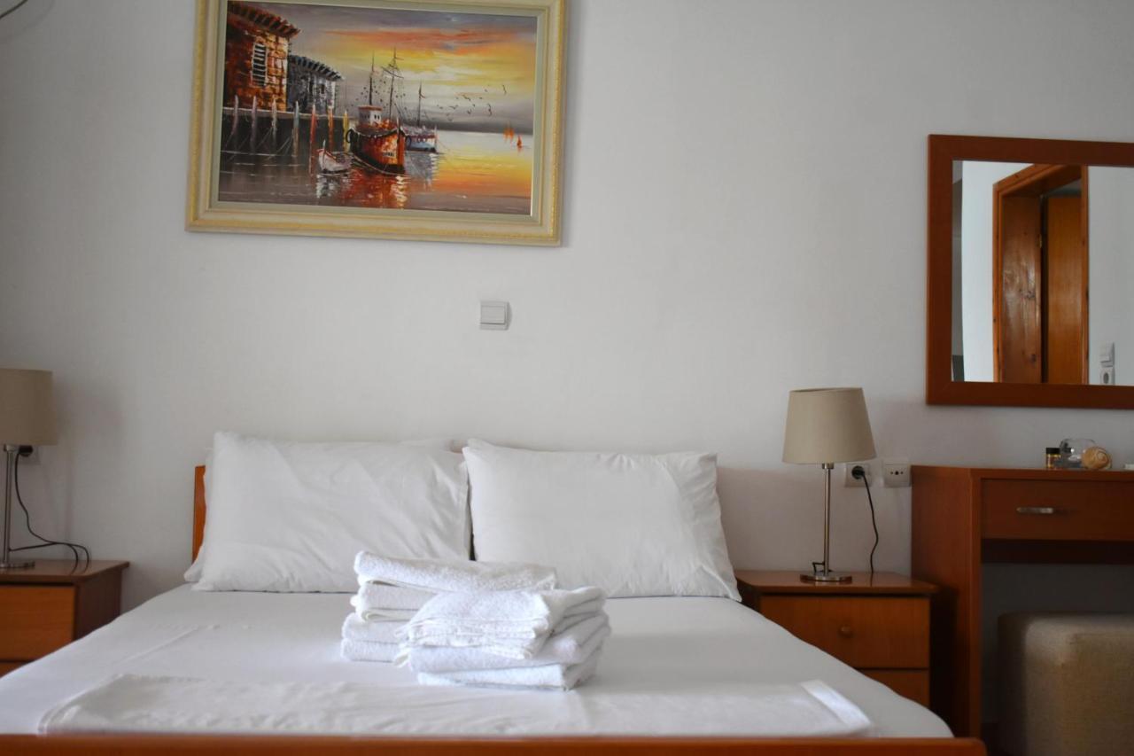 Ionio Rooms II Himare Exterior photo