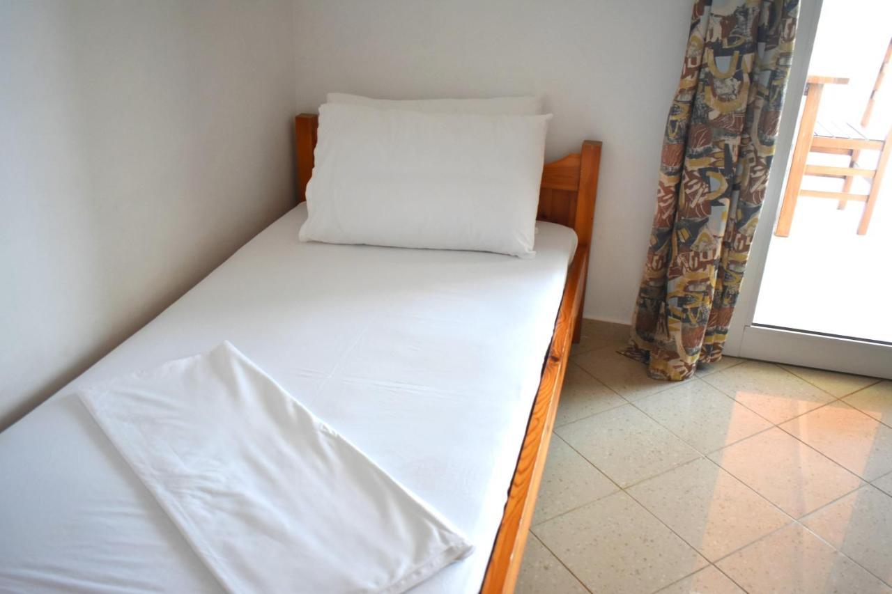Ionio Rooms II Himare Exterior photo