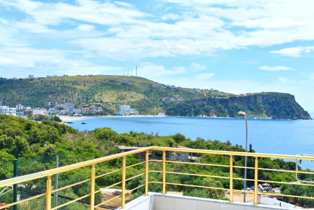Ionio Rooms II Himare Exterior photo